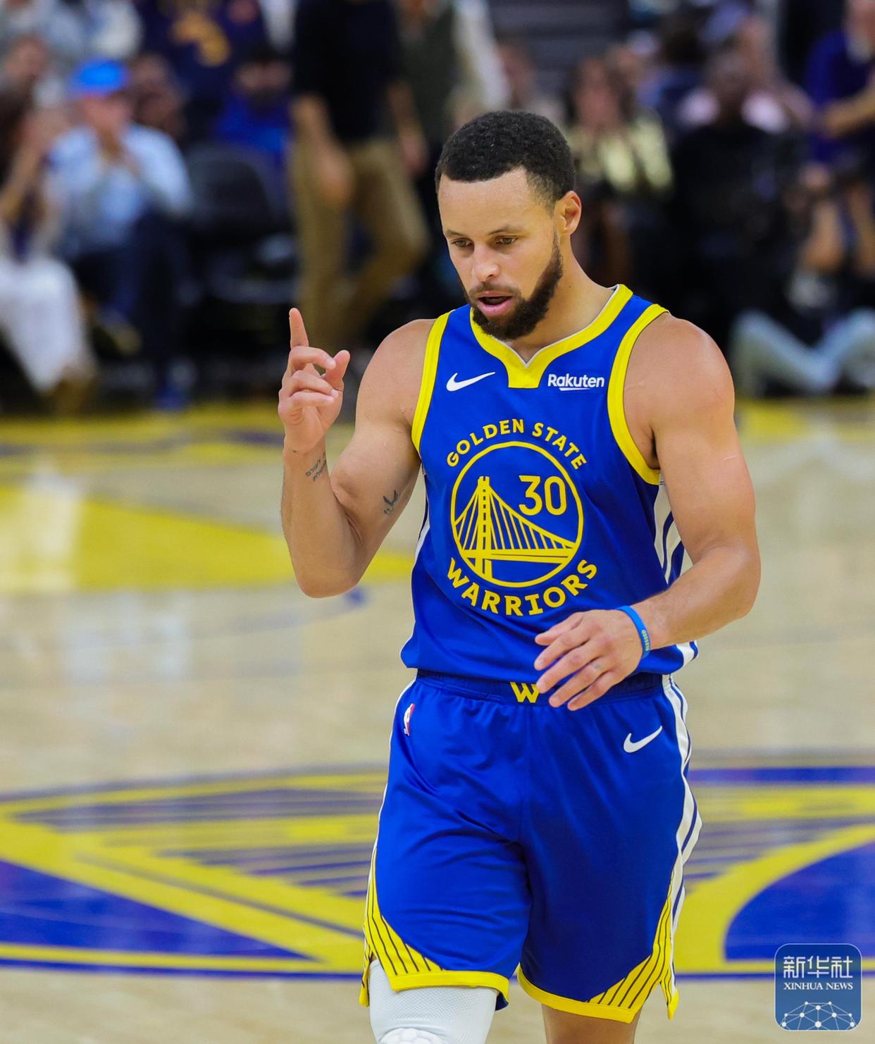 亚博官网-包含刚刚！清晨奥兰多魔术备战葡超NBA常规赛今夜热度飙升，金州勇士今晚完成体检的词条